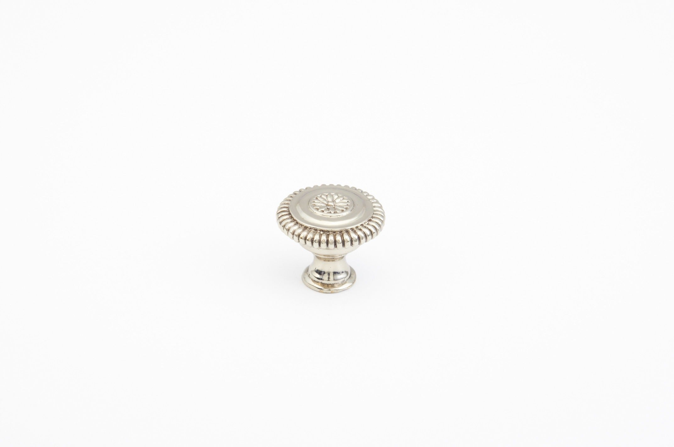 SCHAUB Schaub 968M-WB Beaded Sonata Cabinet Knob White Brass