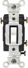 LEVITON Leviton Mfg Co C22-05503-LHW 3-way Lighted Toggle Switch