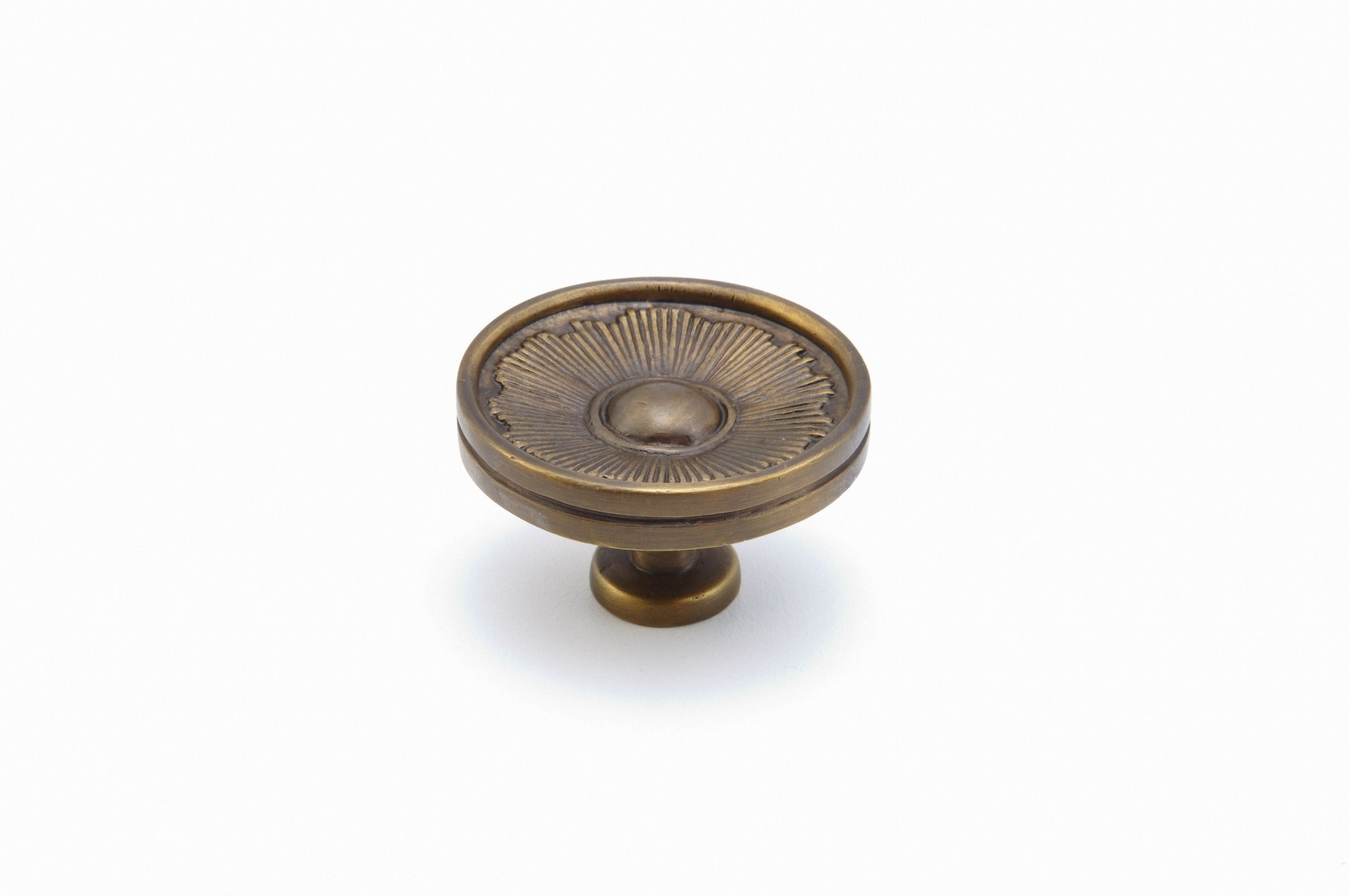 SCHAUB Schaub 972-ED Sunburst Cabinet Knob Estate Dover