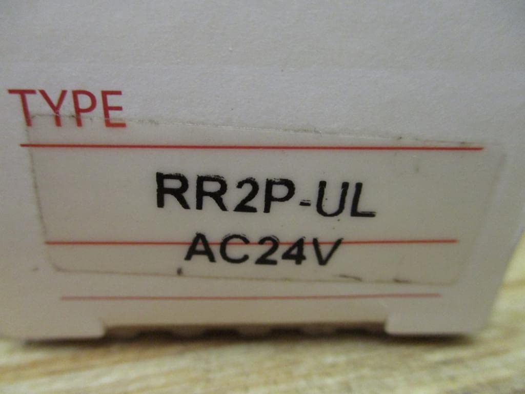 IDEC IDEC RR2P-ULAC24V Power Relay 24VAC 10A Plug In
