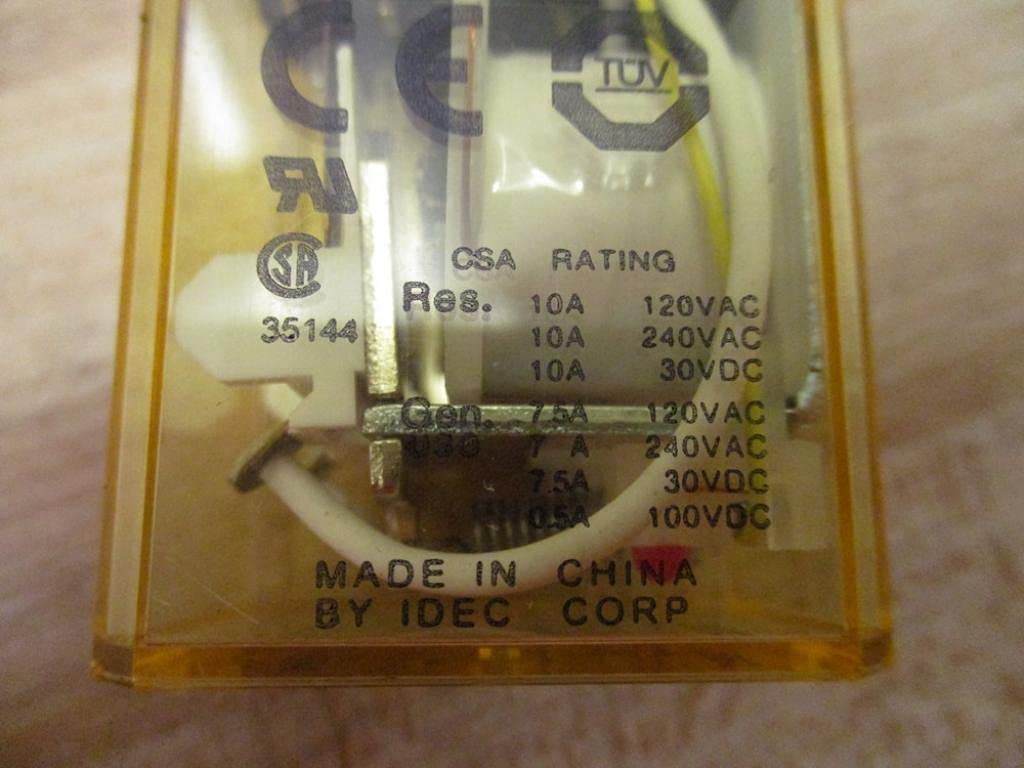 IDEC IDEC RR2P-ULAC24V Power Relay 24VAC 10A Plug In