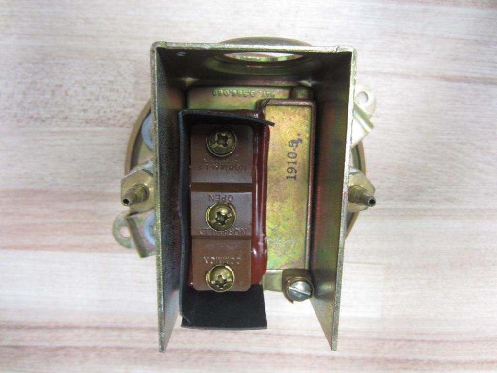 DWYER Dwyer 1910-5 Compact Low Differential Pressure Switch for HVAC Systems