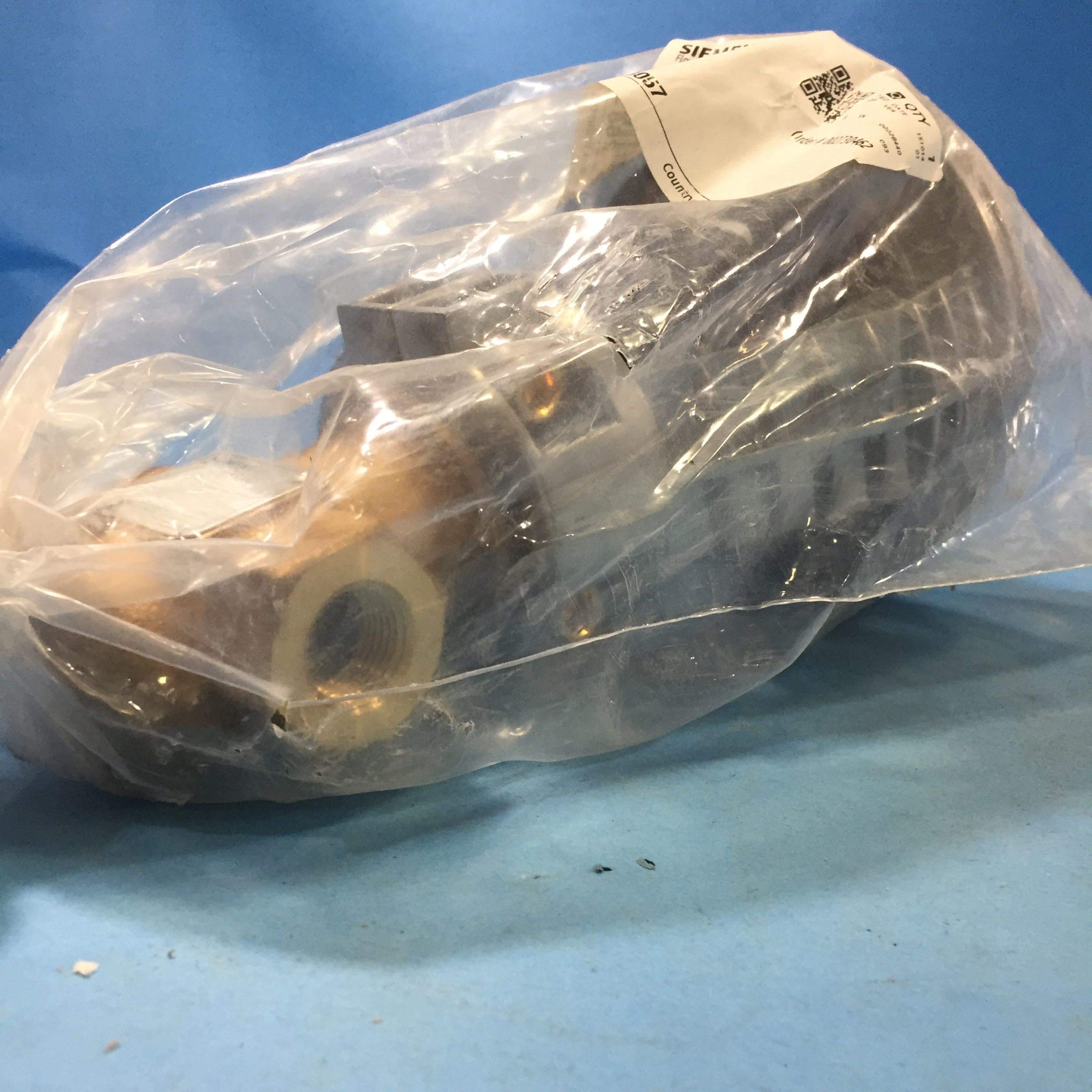 SIEMENS Siemens 268-03057 Stainless Steel Globe Valve Actuator Combo