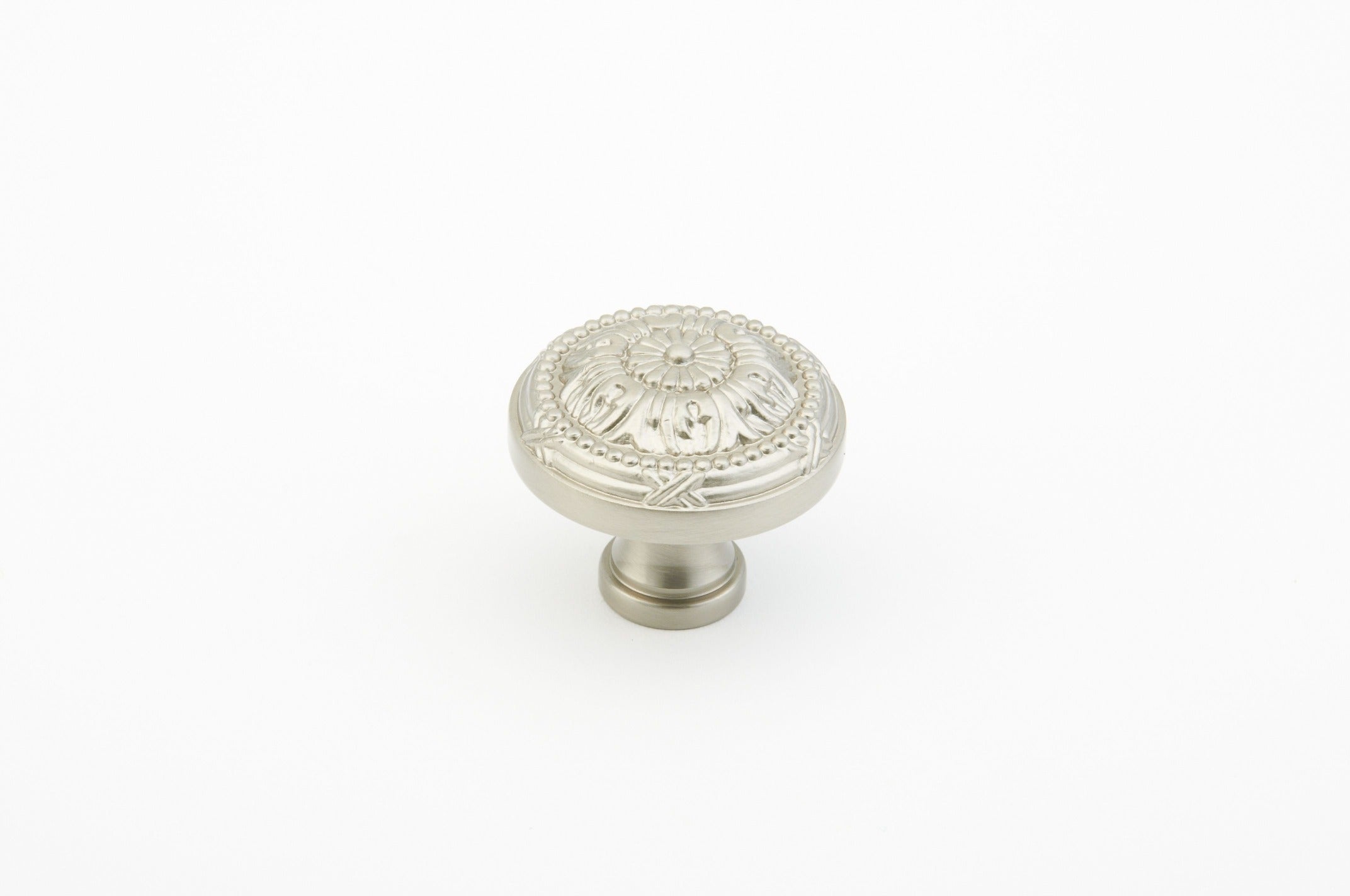 SCHAUB Schaub 752-15 Cabinet Knob 1.5 in Versailles Satin Nickel
