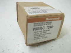 HONEYWELL Honeywell V8046C1030 Pilot Gas Valve 3/8 Inch 24V Replacement V8046C1030