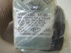 HONEYWELL Honeywell V8046C1030 Pilot Gas Valve 3/8 Inch 24V Replacement V8046C1030