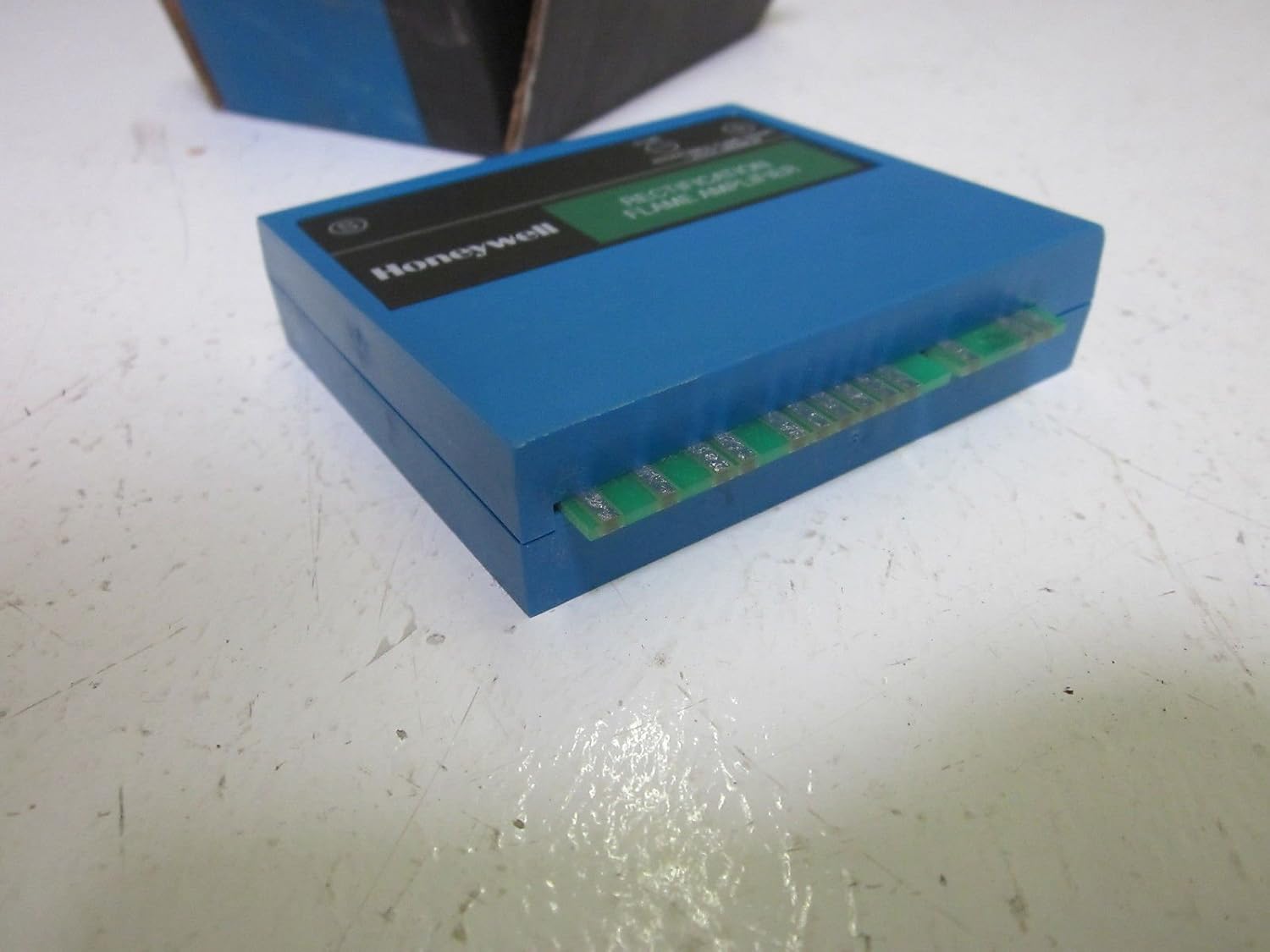 HONEYWELL Honeywell R7847A1033 Flame Amplifier for 7800 Series Relay Modules