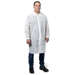 KleenGuard 67314 Lightweight Labcoat for Non-Hazardous Particulate Protection, 4-Snap Closure, Elastic Wrists, No Pockets, White, Medium (Qty 50)