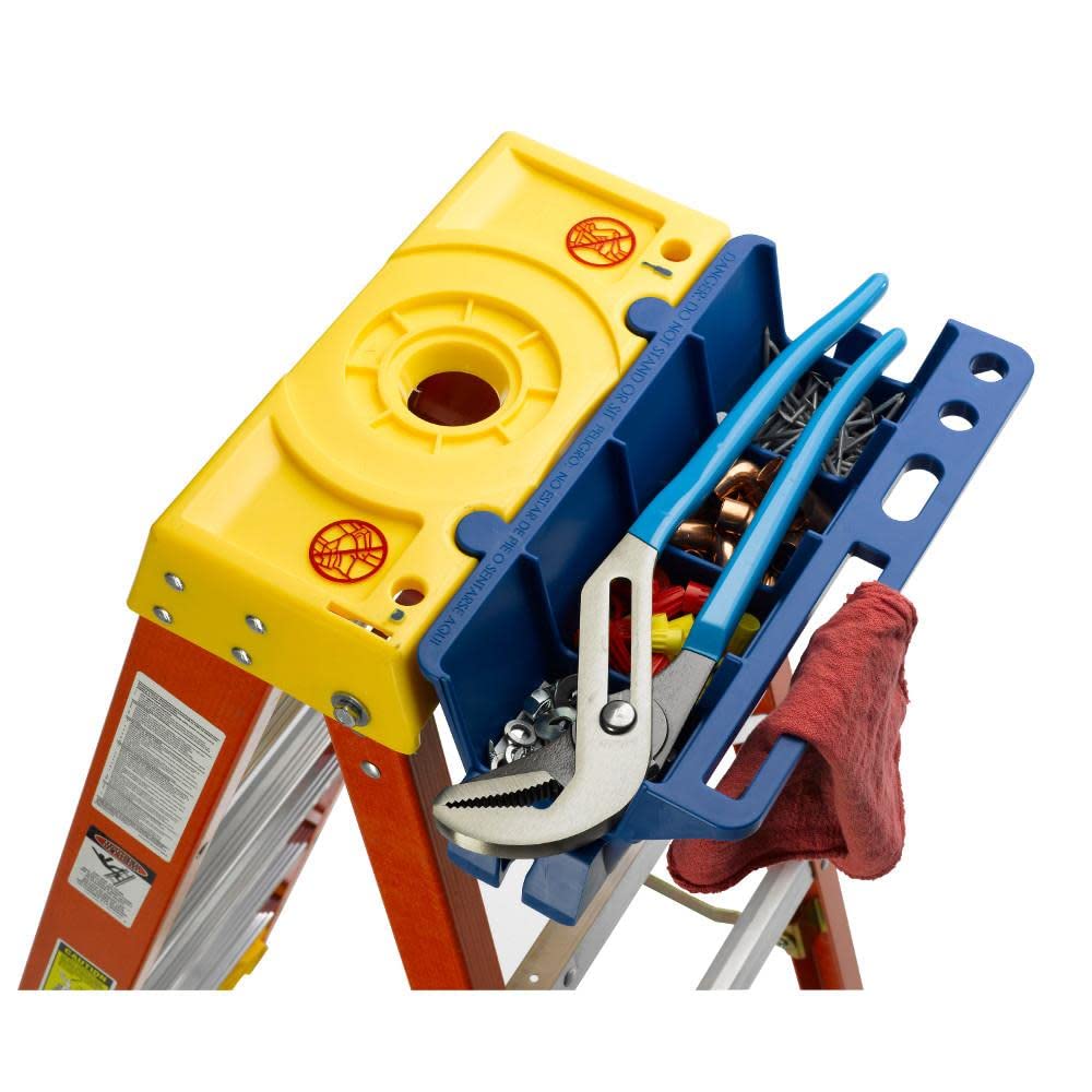 WERNER Werner 6204 Series 6200 4 ft. Step Ladder