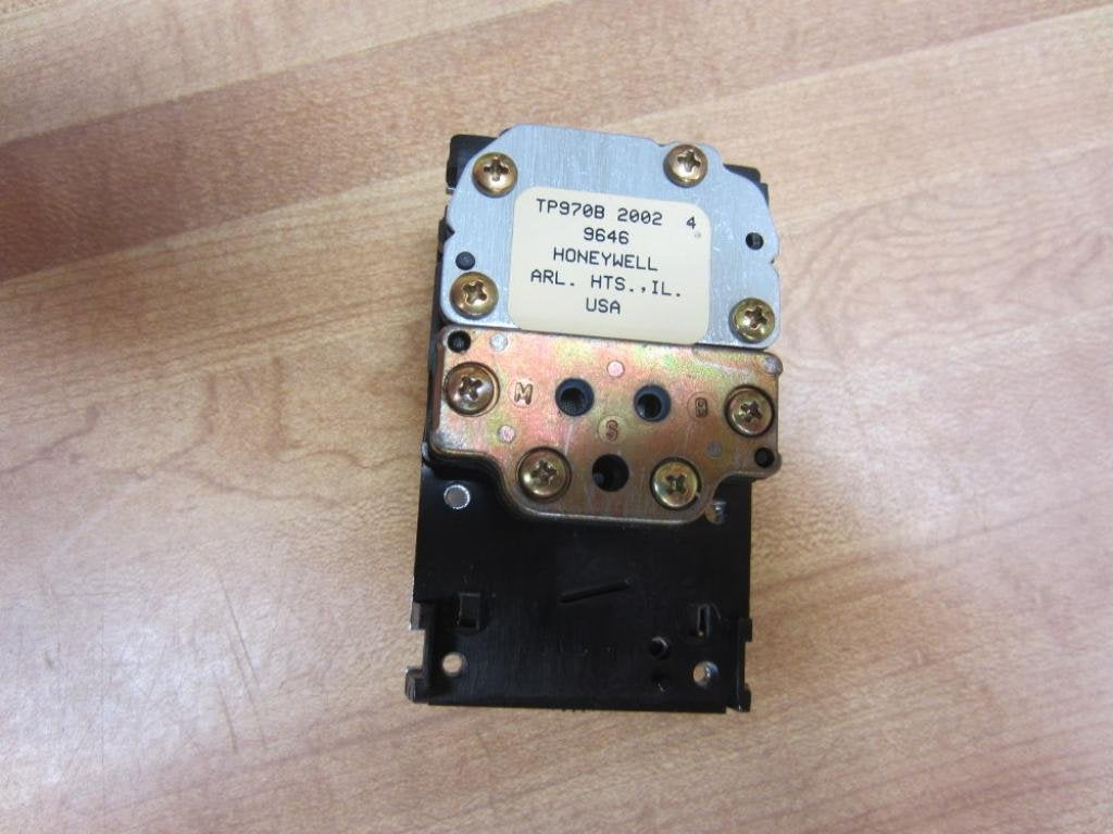 HONEYWELL Honeywell TP970B2002 Pneumatic Thermostat RA 60-90F