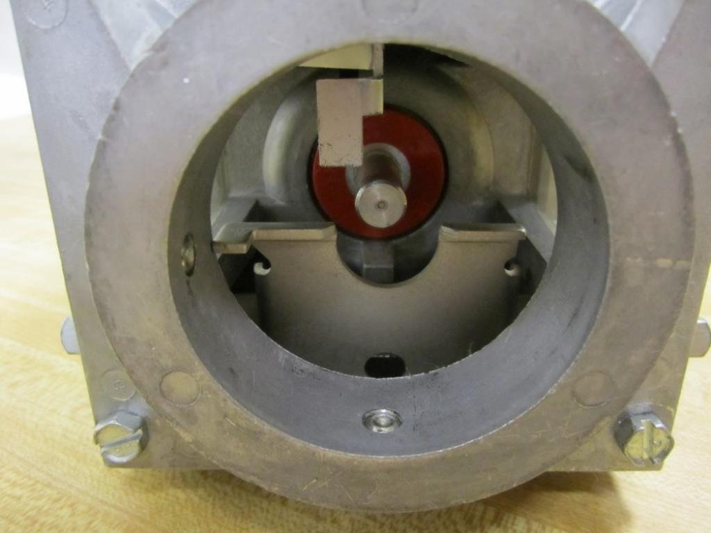 HONEYWELL Honeywell V4055A1098 Actuator 13 Second Open With Shaft