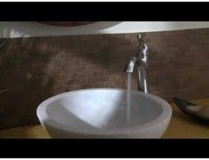 MOEN Moen 6400BN One-Handle Bathroom Faucet with Deckplate, Brushed Nickel