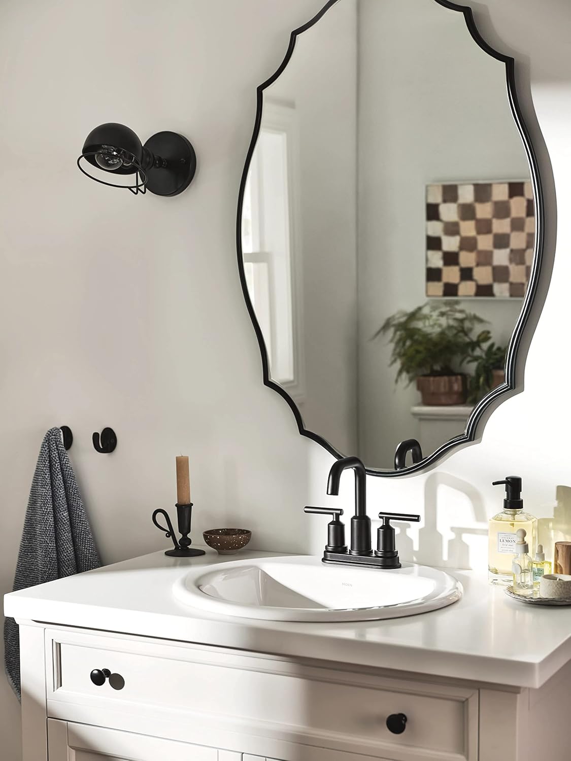 MOEN Moen 6150BL Gibson Matte Black Two-Handle Centerset Bathroom Faucet