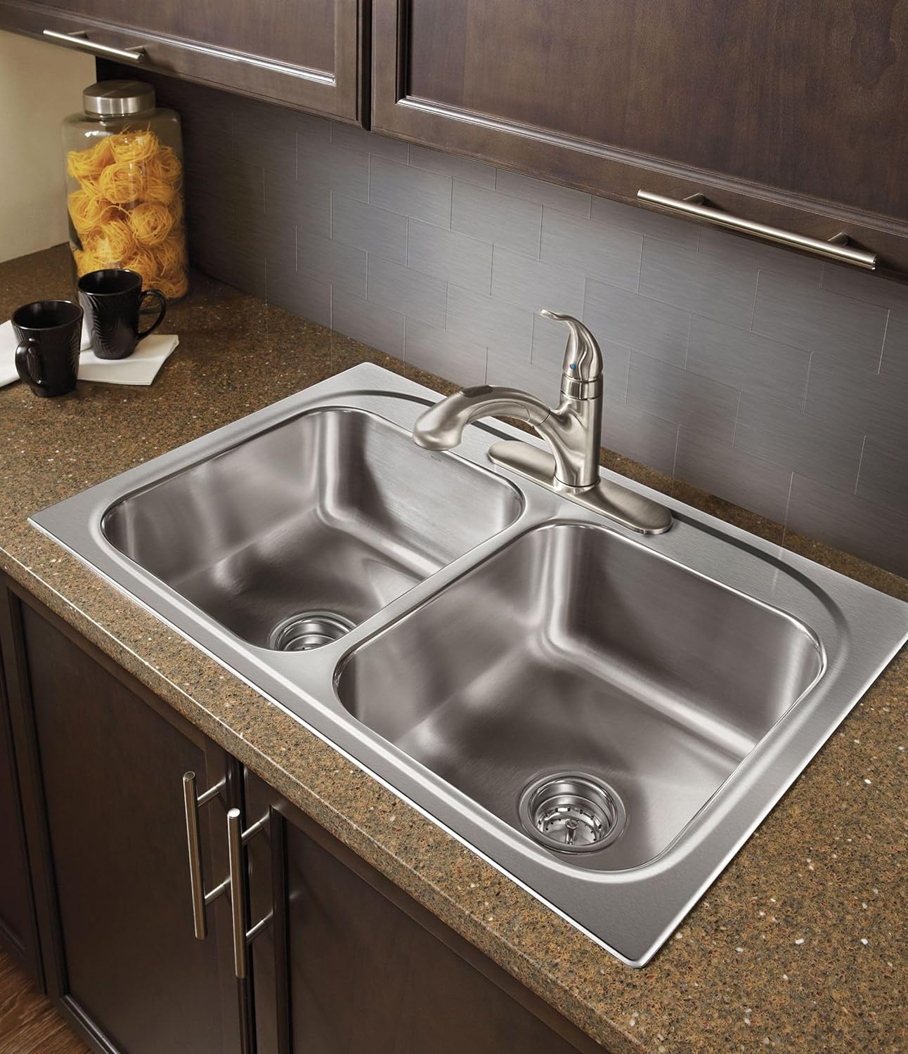 MOEN Moen 67315C Integra Chrome One-Handle Pullout Kitchen Faucet