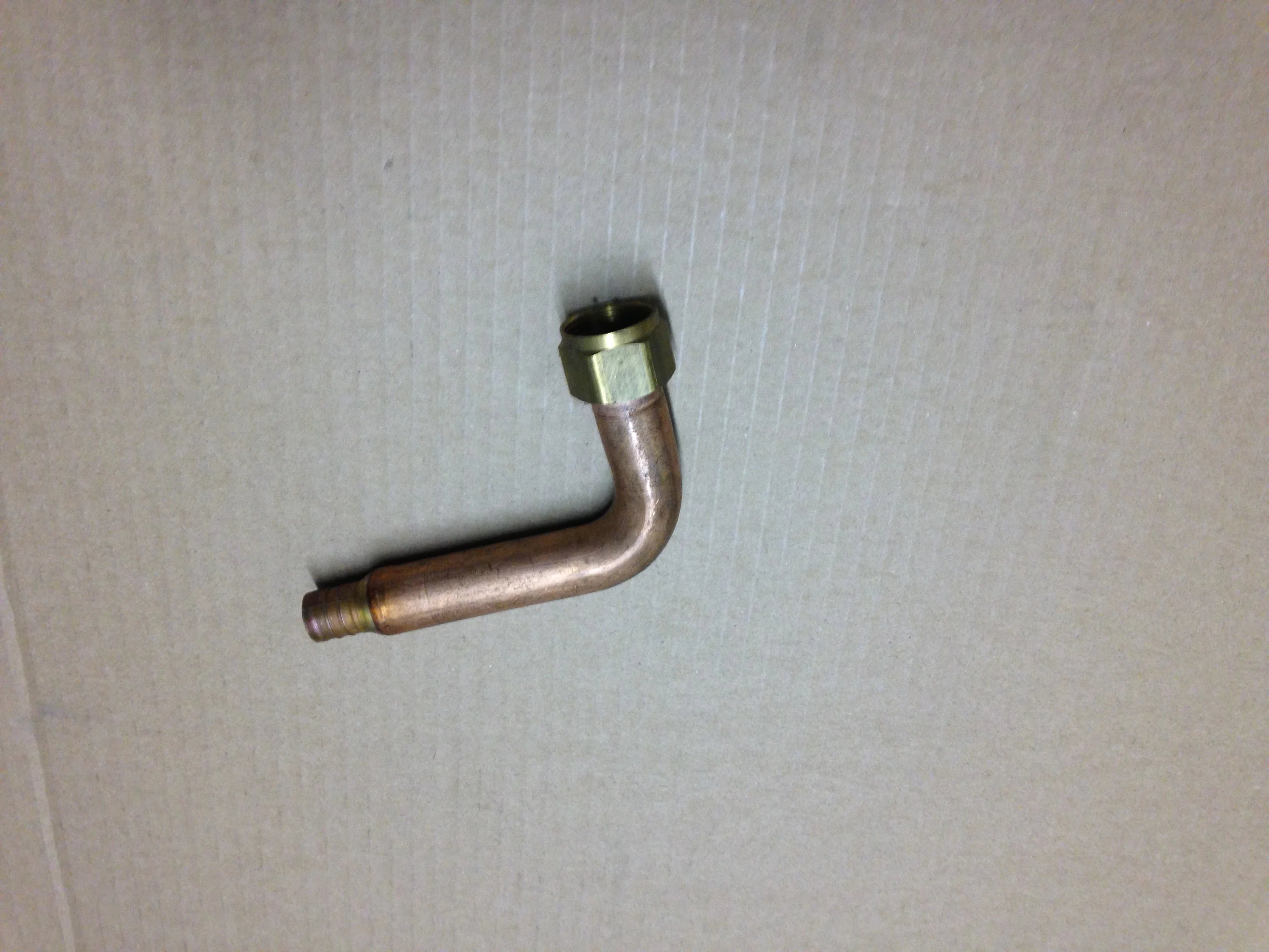 SIOUX CHIEF Sioux Chief 631X02 Crimp 4-1/2 x 3/4 in. Water Heater Connector