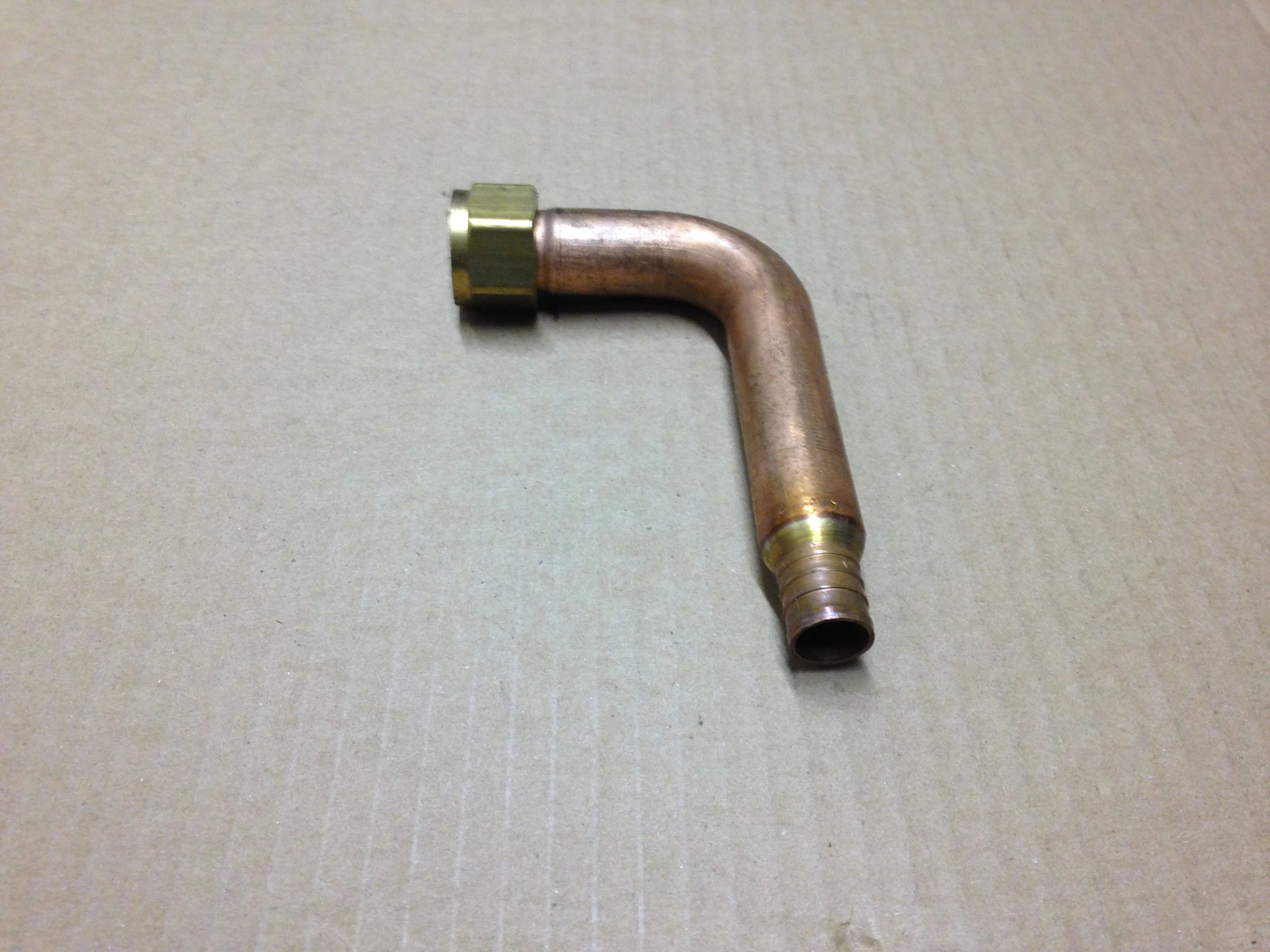 SIOUX CHIEF Sioux Chief 631X02 Crimp 4-1/2 x 3/4 in. Water Heater Connector