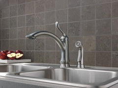 DELTA FAUCET Delta Faucet 4453-AR-DST Linden Single Handle Kitchen Faucet with Spray