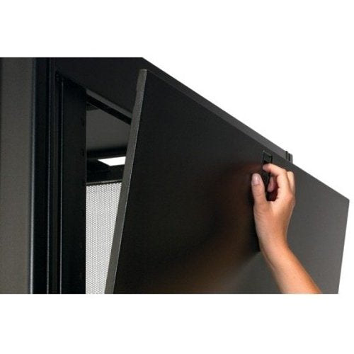 APC APC AR3100 NetShelter SX Server Rack Enclosure 42U 600mm x 1070mm