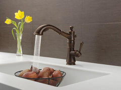 DELTA FAUCET Delta Faucet 4197-RB-DST Cassidy Single Handle Pull Out Kitchen Faucet