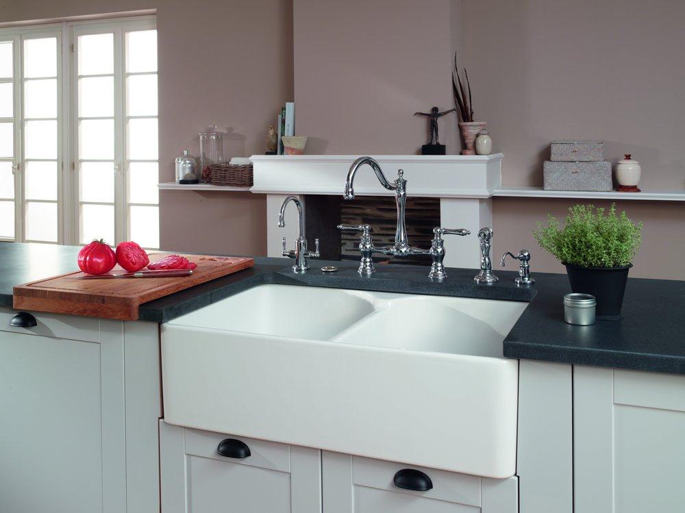 FRANKE Franke MHK720-35WH Manor House 35 Inch Apron Front Double Bowl Fireclay Sink White