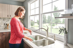 MOEN Moen 7545SRS Camerist Single Handle Pull Out Kitchen Faucet in Spot Resist Stainless