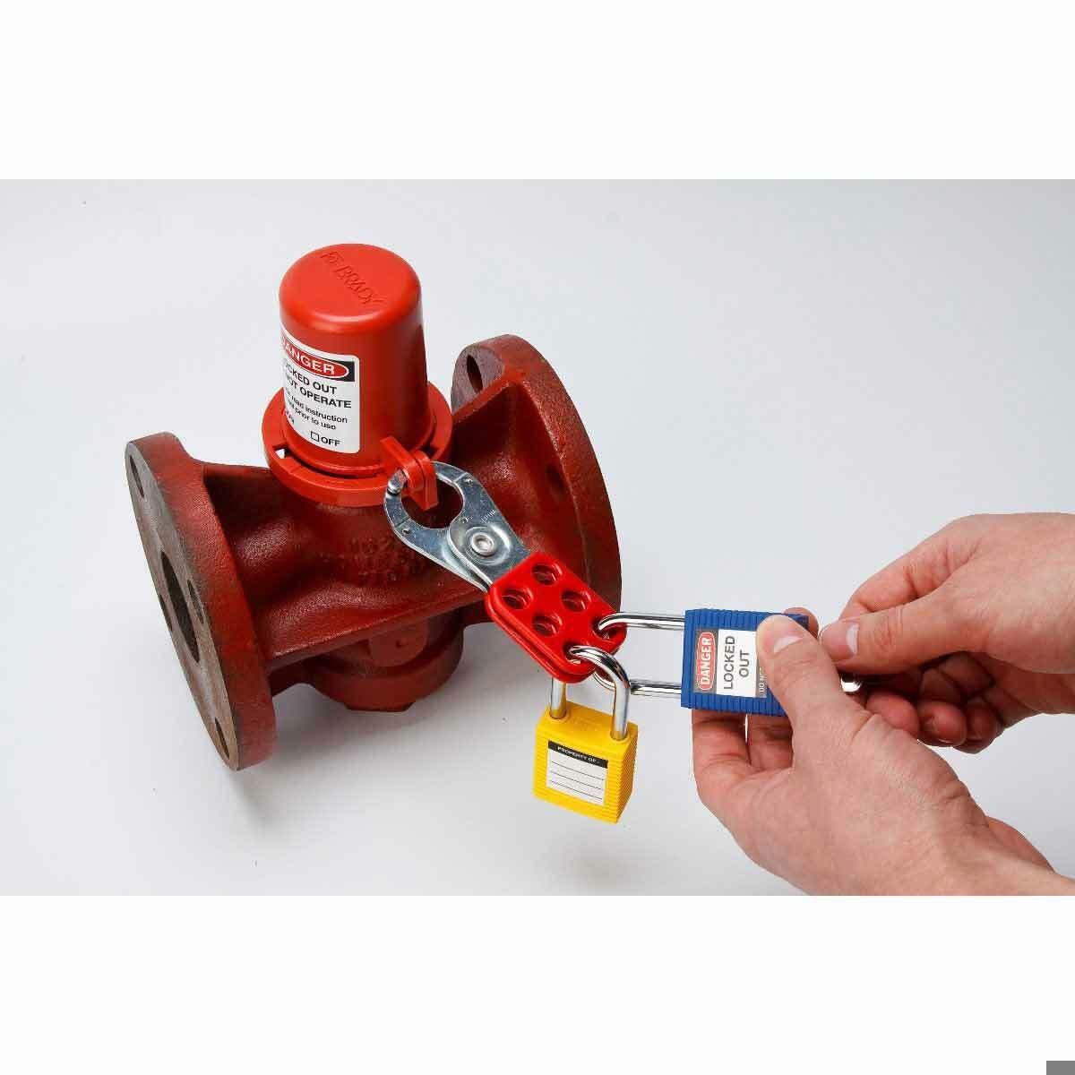 BRADY Brady 113233 BASE COVER PLUG VALVE LOCKOUT 2 1/8