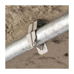 NVENT nVent CADDY 8P Push In Conduit Clamp, 1/2 EMT, 0.709 to 0.866 OD, 9/32 Hole