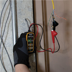 KLEIN TOOLS VDV500-820 VOLTAGE TESTERS