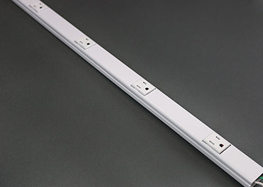 LEGRAND Legrand WH20GB506TRGFI6 Wiremold GFCI Plugmold 5ft White 9 Outlets and Self Test GFCI Module