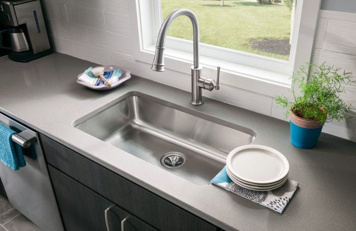 ELKAY Elkay ELUH2816 Lustertone Classic Stainless Steel 30-1/2 x 18-1/2 x 7-1/2 Single Bowl Undermount Sink