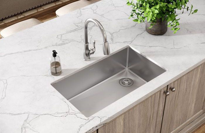 ELKAY Elkay ECTRU30179RT Crosstown 31-1/2 x 18-1/2 x 9 Single Bowl Undermount Sink