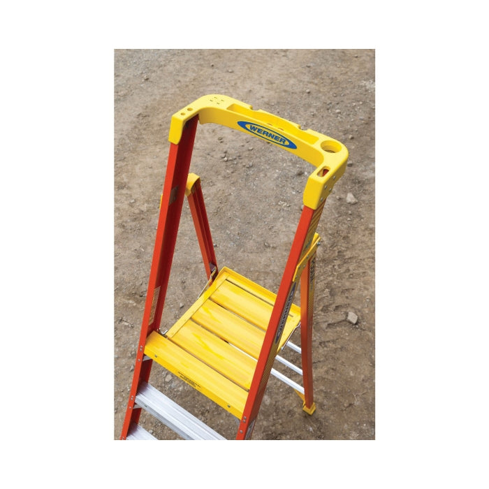 WERNER WERNER PD6206 Podium Ladder 300 lb Load Capacity 8 ft
