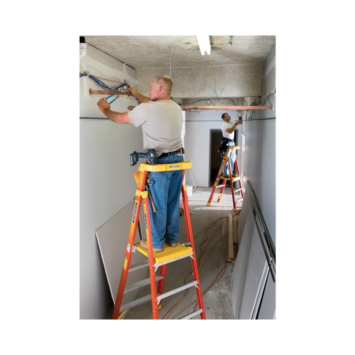 WERNER WERNER PD6206 Podium Ladder 300 lb Load Capacity 8 ft