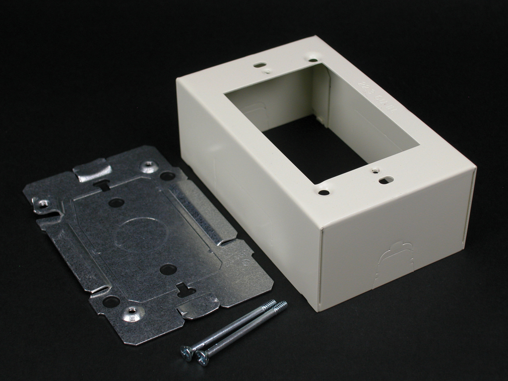 LEGRAND V2448 ELECTRICAL CORDS, PLUGS, AND RECEPTACLES