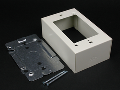 LEGRAND V2448 ELECTRICAL CORDS, PLUGS, AND RECEPTACLES