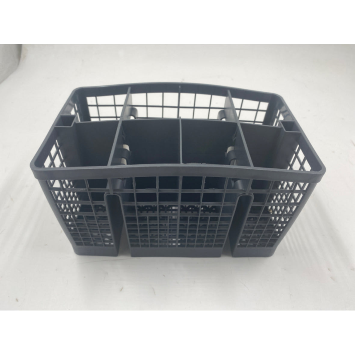 BLOMBERG 1751510300 CUTLERY