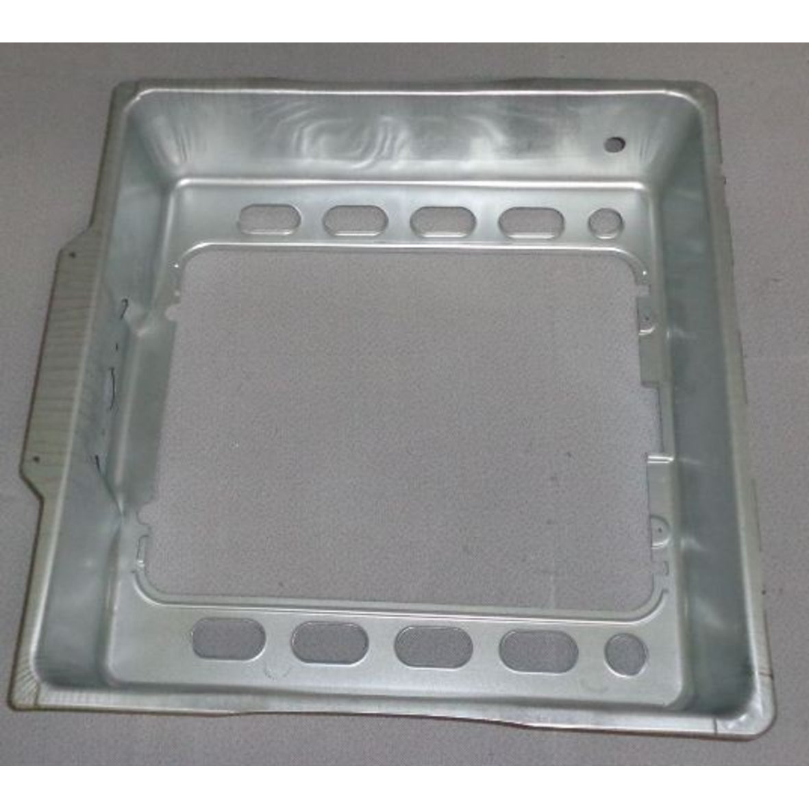 BLOMBERG 215300201 GENERAL EQUIPMENT HARDWARE