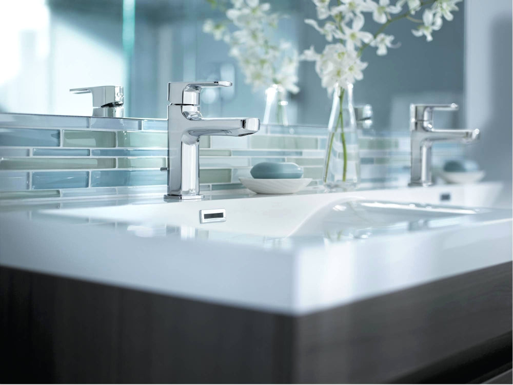 MOEN Moen 6900 Rizon Single Handle Monoblock Bathroom Sink Faucet in Chrome