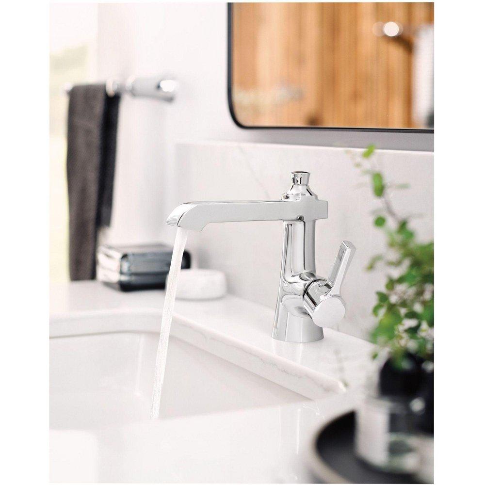MOEN Moen YB0386CH Flara 9 in. Towel Bar in Chrome