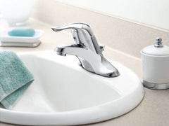 MOEN Moen L4601 Chateau Single Handle Centerset Bathroom Sink Faucet in Chrome