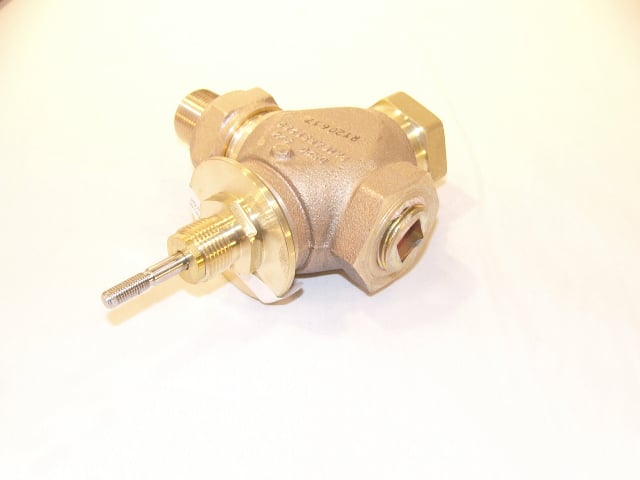 JOHNSON CONTROLS VG7551LT+3008D GLOBE VALVES
