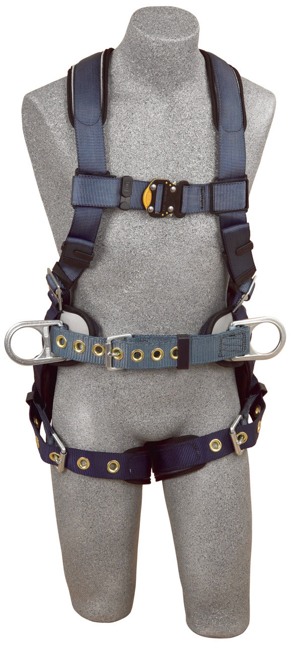 3M 1402082 SAFETY HARNESSES