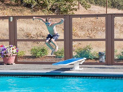 SR SMITH S.R.Smith 68-207-57620G Salt Pool Jump System with TrueTread Board Complete