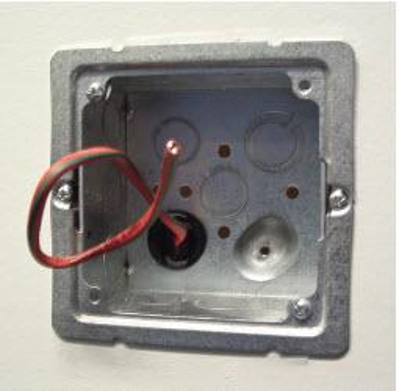 MULTIPLE Multiple 260 4-11/16 Square Box 3-1/4in Deep 1/2in-2in KO's