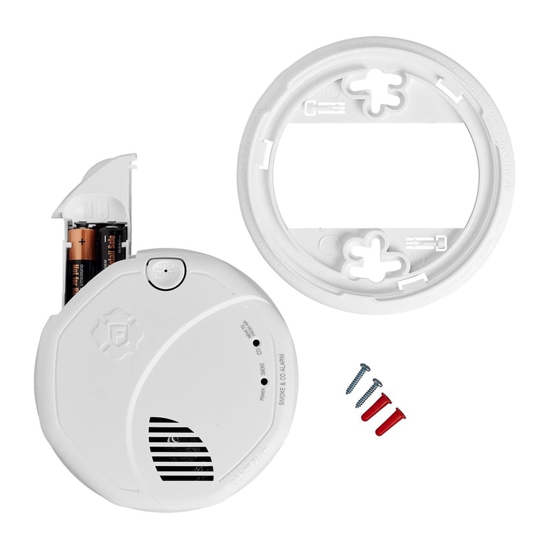 BRK BRK 1046815 SMCO500V Interconnect Battery-Operated Smoke & CO Alarm With Voice