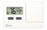 ROBERTSHAW Robertshaw RS3110 Digital Thermostat 1H/1C Programmable 5+2 Day Battery Economy Series
