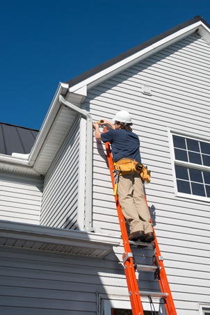 LOUISVILLE LADDER Louisville Ladder FE3240 Fiberglass Extension Ladder 300 lbs Load Capacity