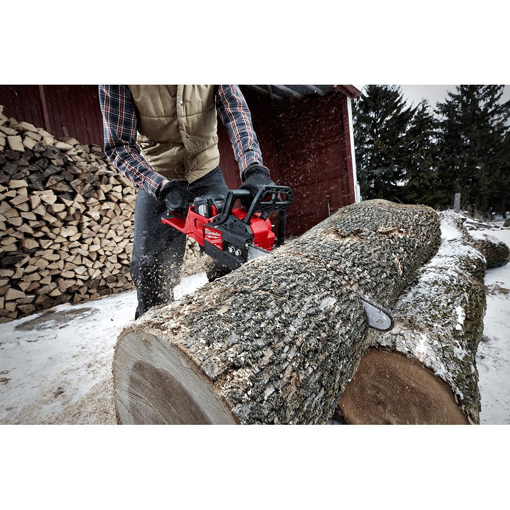 MILWAUKEE Milwaukee Tool 49-16-2749 14 Chainsaw Chain 0.043 in 14 in M18 FUEL 2727-20C