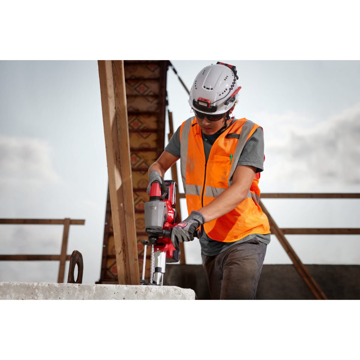 MILWAUKEE Milwaukee Tool 48-73-2247 Class 2 High Visibility Orange Mesh One Pocket Safety Vest - 2X/3X