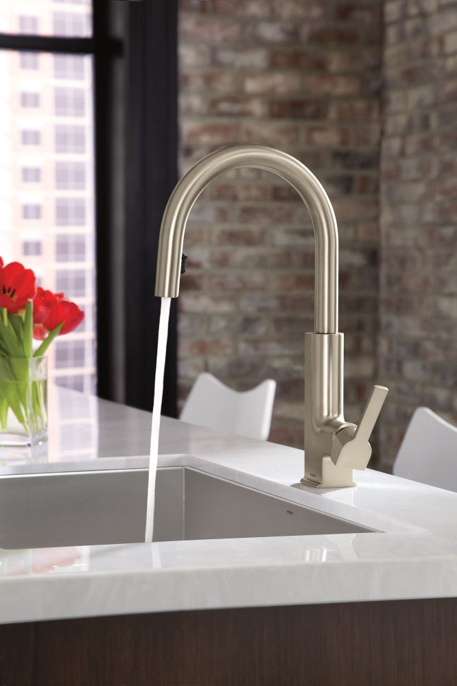 MOEN Moen S72308SRS Spot Resist Stainless One-Handle Pulldown Kitchen Faucet